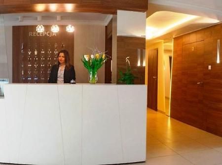 Hotel Livia Wolomin Exterior photo